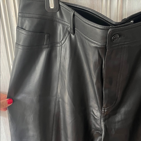 MNG Black Faux Leather Wide Leg Pants Size 14 (EUR 46) High Rise Flare Trousers - Picture 2 of 11